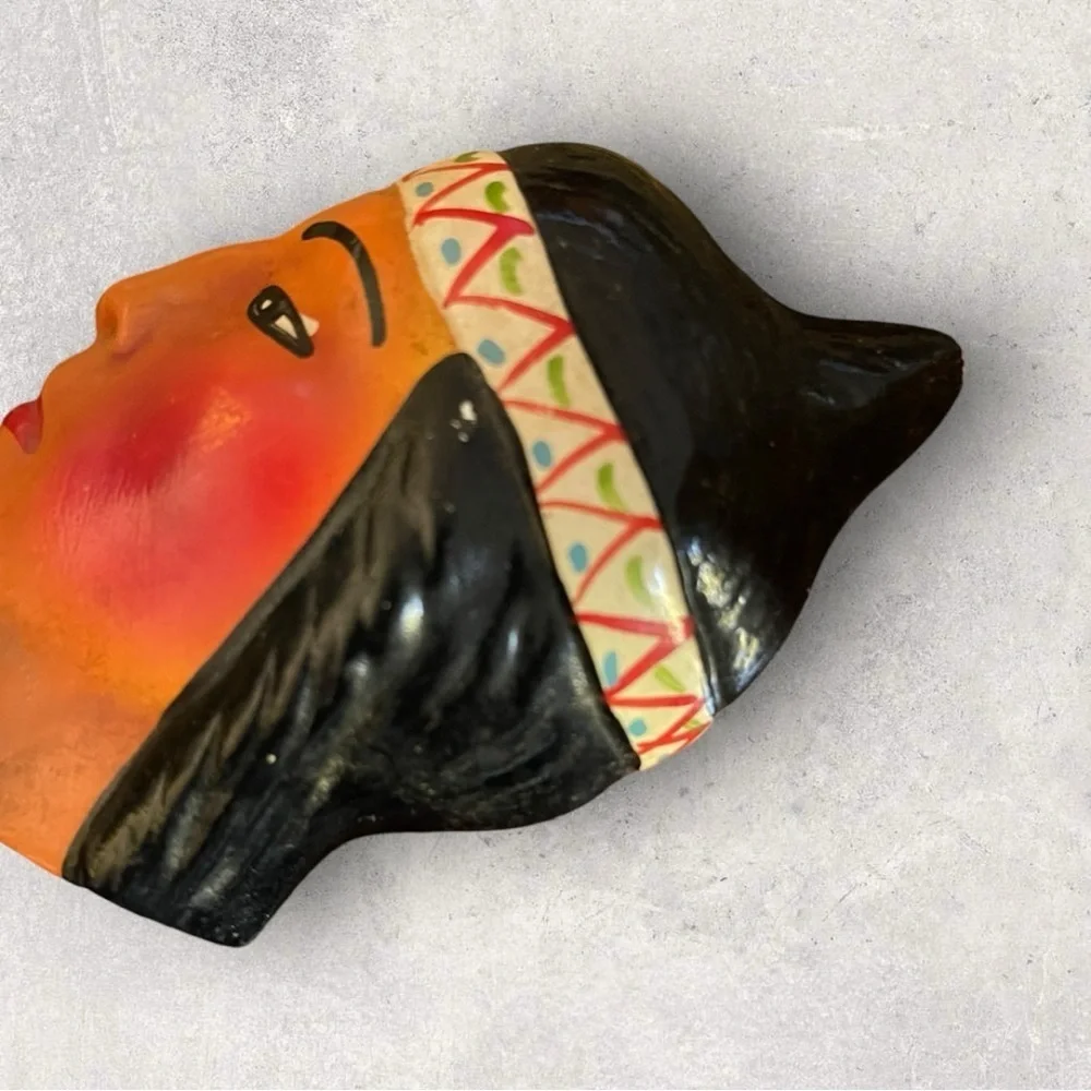 Vintage Indian Chalkware Wall Hanging Native American Head Bust
